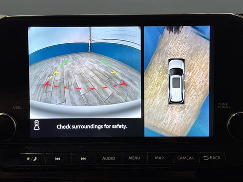 Used 2024 Nissan Pathfinder Platinum w/ Cargo Package AWD/4WD image 13