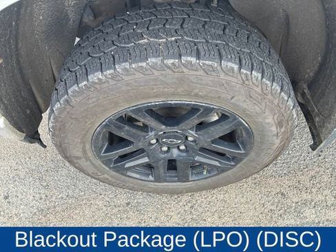 Used 2022 Chevrolet Silverado 1500 RST w/ LPO, Blackout Package AWD/4WD image 7