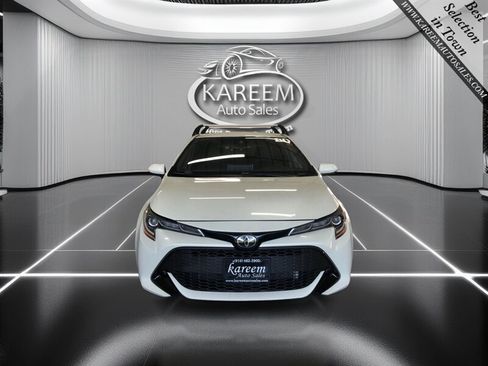 Used 2020 Toyota Corolla SE w/ Carpet Mat Package FWD image 2