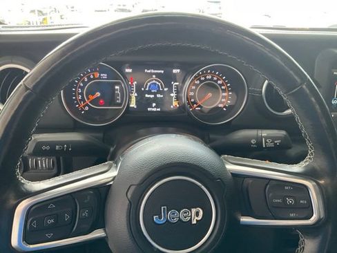 Used 2021 Jeep Gladiator Overland w/ Popular Equipment Package AWD/4WD image 6