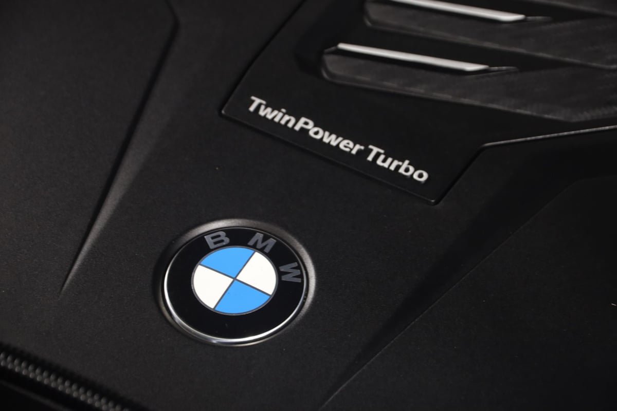 Used 2022 BMW X7 xDrive40i w/ Premium Package AWD/4WD image 24