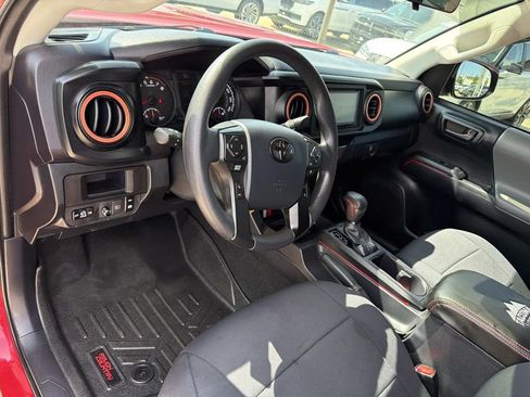 Used 2019 Toyota Tacoma SR w/ SR Convenience Package RWD image 20