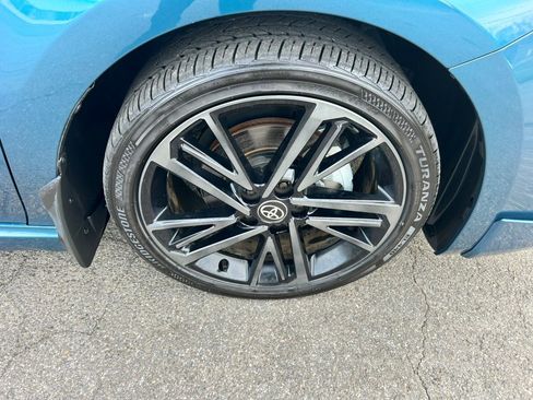 Used 2025 Toyota Camry XSE image 13