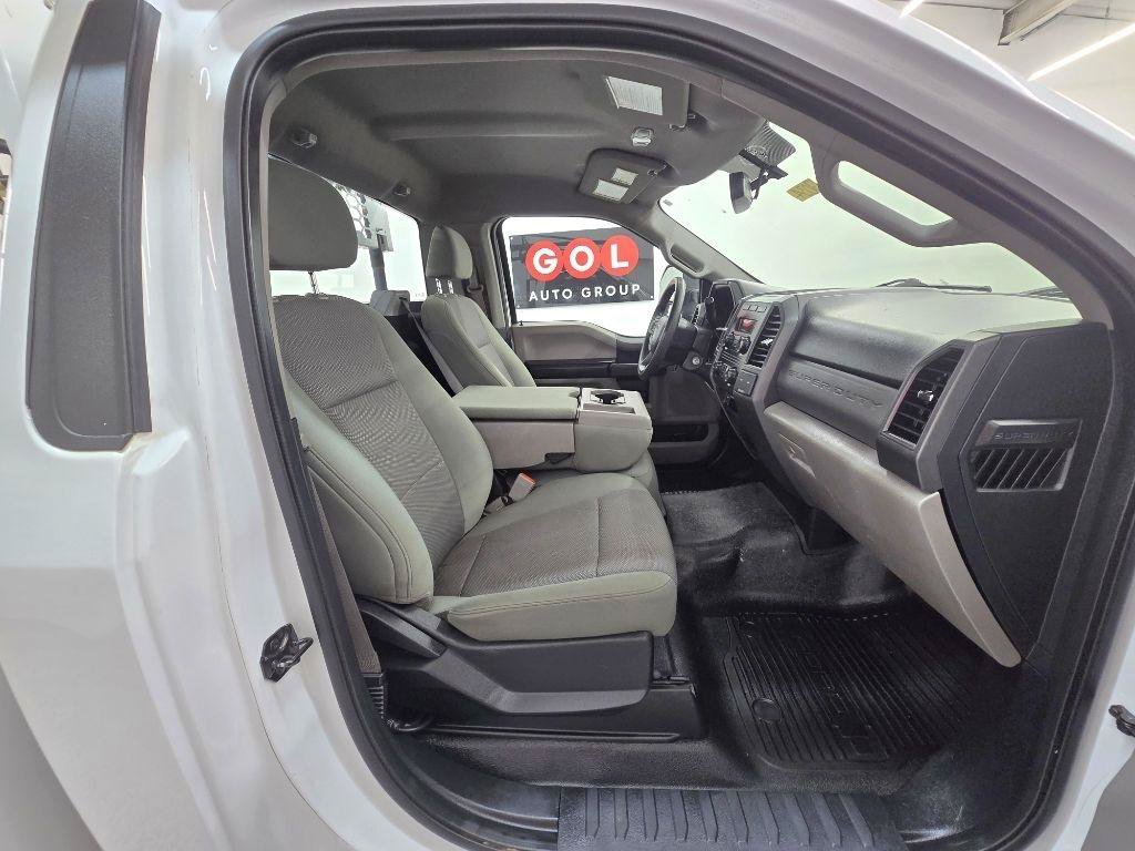 Used 2018 Ford F350 XL w/ Power Equipment Group RWD image 16