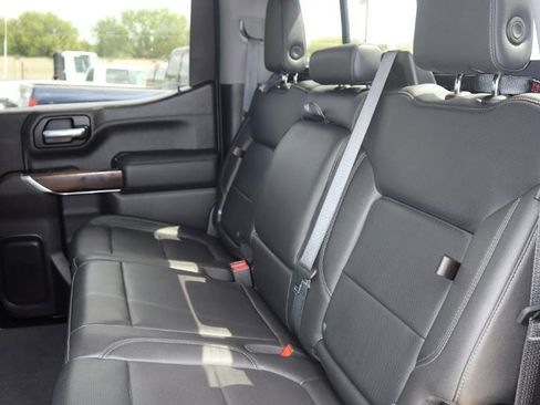 Used 2021 GMC Sierra 1500 SLT image 40