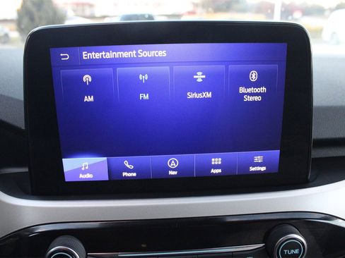 Used 2020 Ford Escape SE image 28