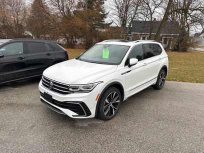 Used 2024 Volkswagen Tiguan SE R-Line