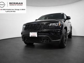 Used 2018 Jeep Grand Cherokee Laredo AWD/4WD video 1