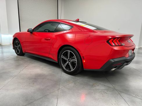 Used 2025 Ford Mustang Coupe RWD image 6
