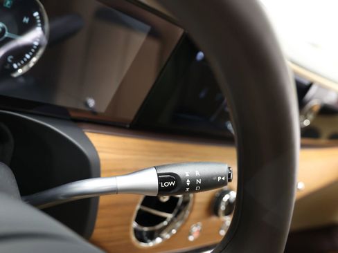 Used 2022 Rolls-Royce Ghost w/ Ghost Package AWD/4WD image 30