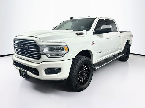Used 2019 RAM 2500 Laramie AWD/4WD image 3