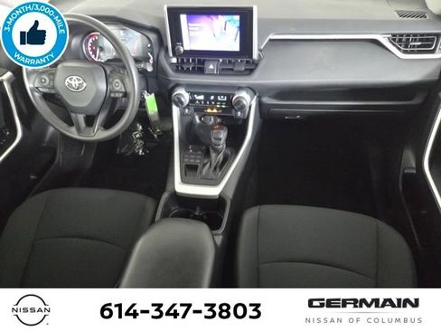 Used 2023 Toyota RAV4 LE AWD/4WD image 29