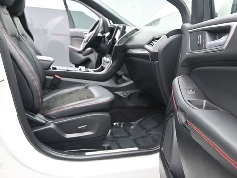 Used 2024 Ford Edge ST-Line AWD/4WD image 17