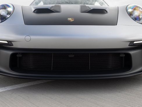 Used 2025 Porsche 911 GT3 RS RWD image 33