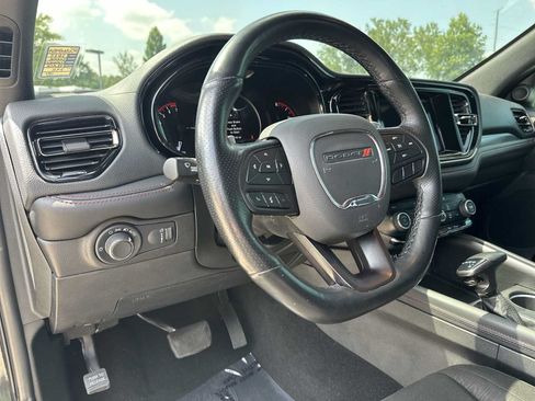 Used 2023 Dodge Durango GT RWD image 16