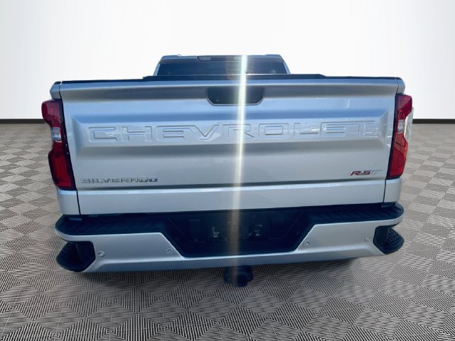 Used 2022 Chevrolet Silverado 1500 RST w/ Convenience Package II AWD/4WD image 9