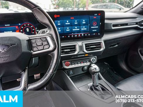 Used 2025 Ford Mustang Premium RWD image 32