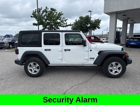 Certified 2022 Jeep Wrangler Unlimited Sport AWD/4WD image 6