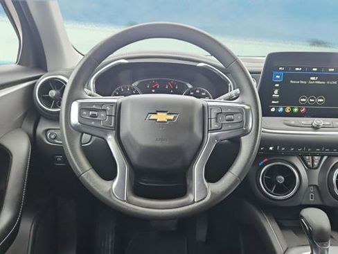 Used 2024 Chevrolet Blazer LT w/ Convenience Package image 11