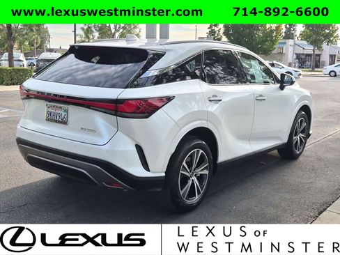 Used 2024 Lexus RX 350 Premium w/ Cold Area Package FWD image 8
