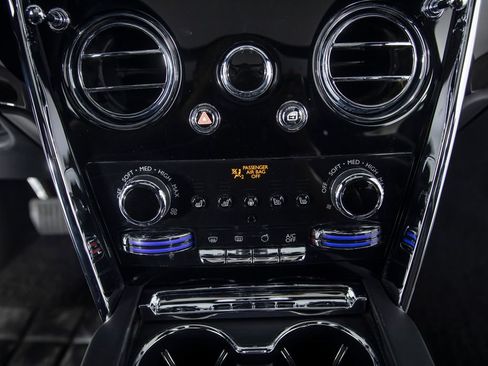 Used 2019 Rolls-Royce Cullinan AWD/4WD image 52