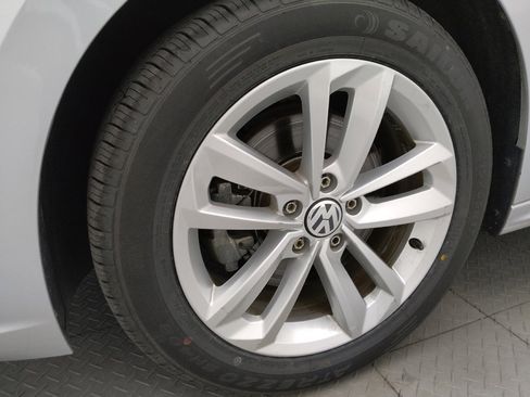 Used 2020 Volkswagen Passat 2.0T S image 31