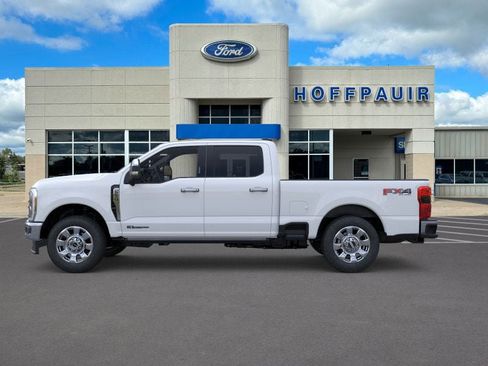 New 2026 Ford F250 Lariat w/ Lariat Premium Package image 3