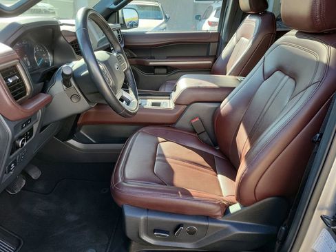 Used 2024 Ford Expedition Max Limited image 20