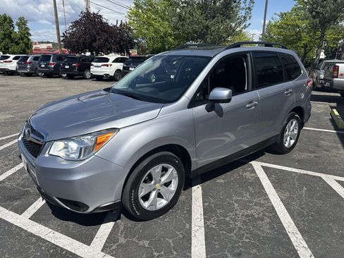 Used 2014 Subaru Forester 2.5i Premium w/ All-Weather Package AWD/4WD image 2