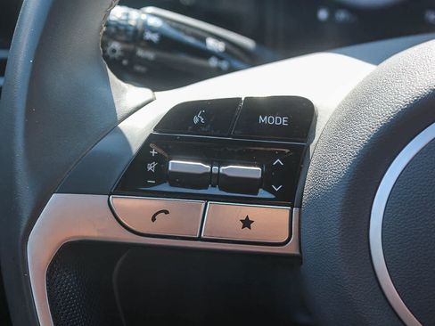 Certified 2024 Hyundai Elantra SEL w/ Convenience Package image 31