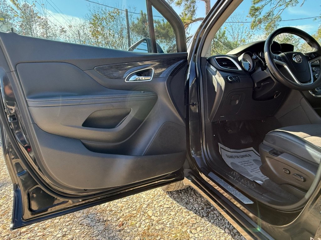 Used 2016 Buick Encore FWD image 10
