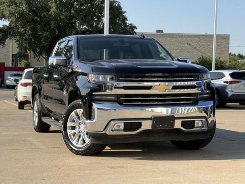 Used 2021 Chevrolet Silverado 1500 LTZ AWD/4WD image 2