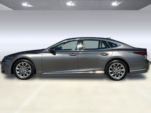 Used 2018 Lexus LS 500 LS 500 w/ Accessory Package (Z2) image 2
