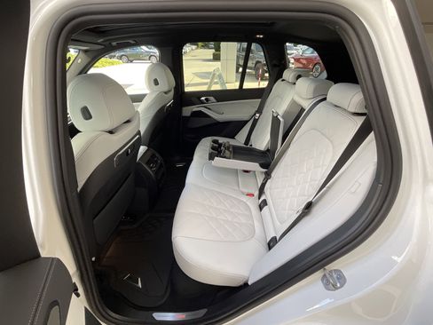 New 2026 BMW X5 sDrive40i w/ Premium Package image 27