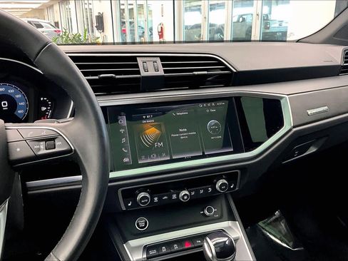 Certified 2023 Audi Q3 2.0T Premium w/ Convenience Package image 7