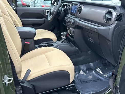 Used 2022 Jeep Wrangler Unlimited Willys image 12