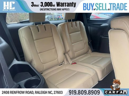 Used 2017 Ford Explorer XLT w/ Equipment Group 202A image 21