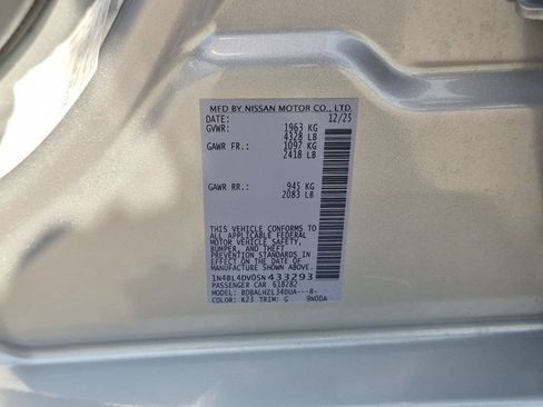 Used 2025 Nissan Altima 2.5 SV FWD image 36