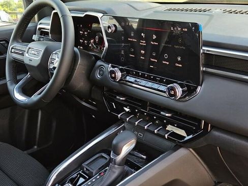 New 2025 GMC Canyon Elevation w/ Convenience Package image 7