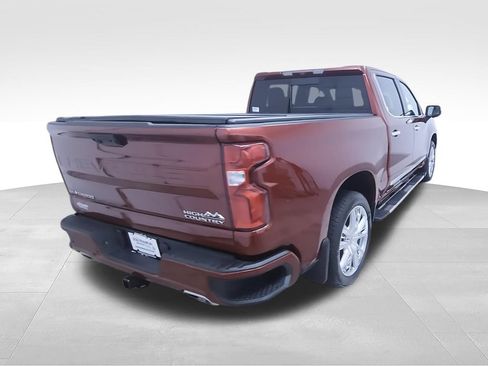 Used 2025 Chevrolet Silverado 1500 High Country w/ High Country Premium Package AWD/4WD image 14