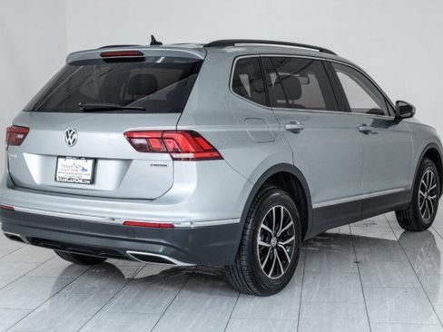 Used 2021 Volkswagen Tiguan SE R-Line image 6