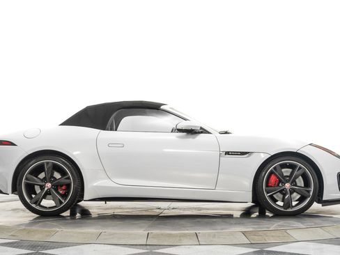 Used 2019 Jaguar F-TYPE R-Dynamic image 18