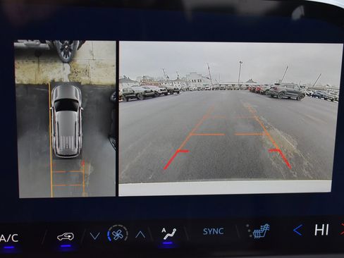 New 2026 Chevrolet Traverse LT w/ Midnight/Sport Edition image 26