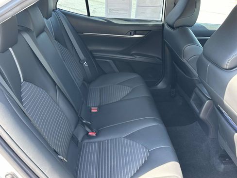 Used 2023 Toyota Camry SE w/ Protection Package (Q2) (TMS) FWD image 10