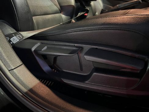 Used 2014 Volkswagen Passat TDI SE image 15