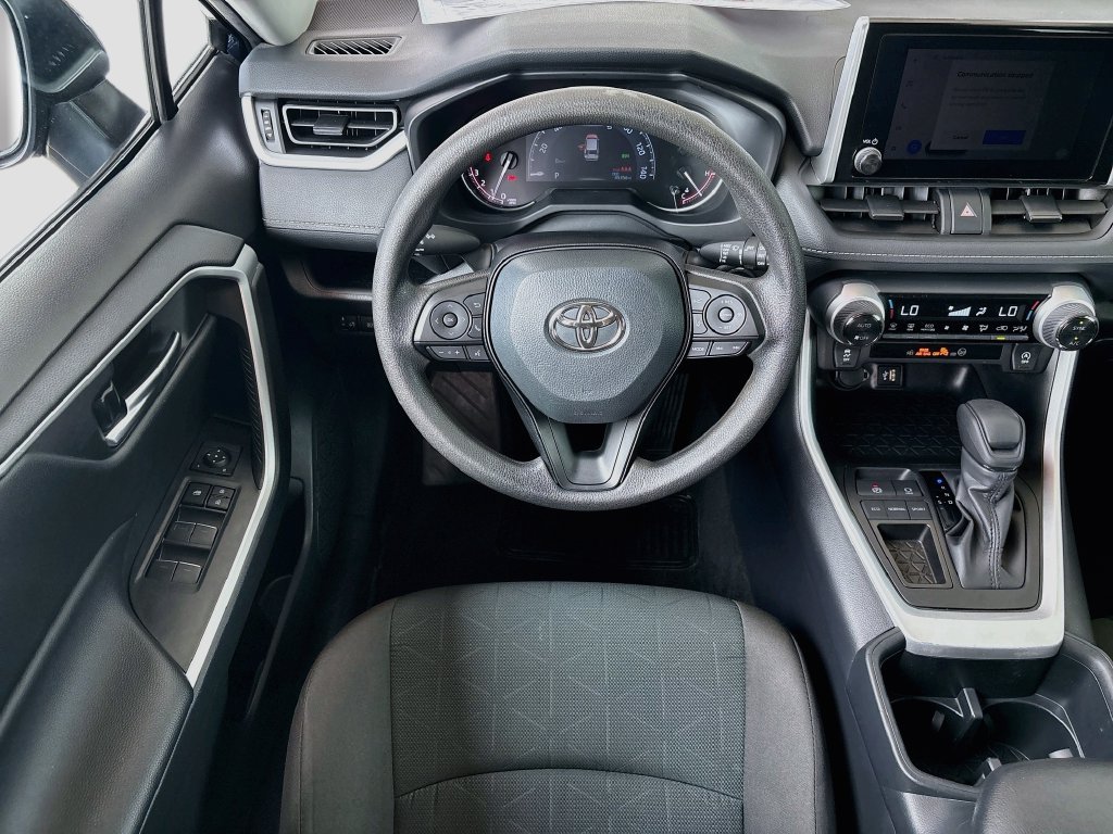 Certified 2025 Toyota RAV4 XLE FWD image 10