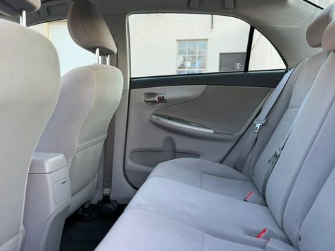 Used 2011 Toyota Corolla LE image 26