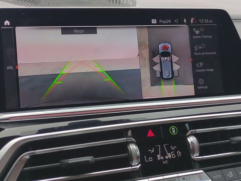 Used 2022 BMW ALPINA XB7 AWD/4WD image 25
