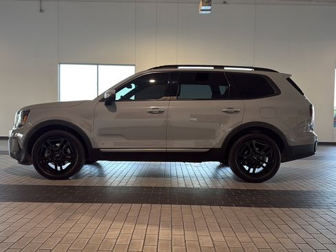 Used 2023 Kia Telluride EX X-Line image 4