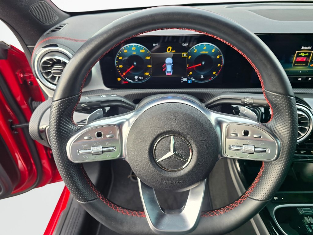Used 2022 Mercedes-Benz CLA 250 4MATIC image 15